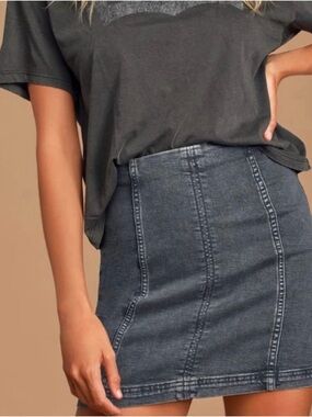 Free People Modern Femme Stretch Denim Mini Skirt in Washed Black/Gray - Size 2